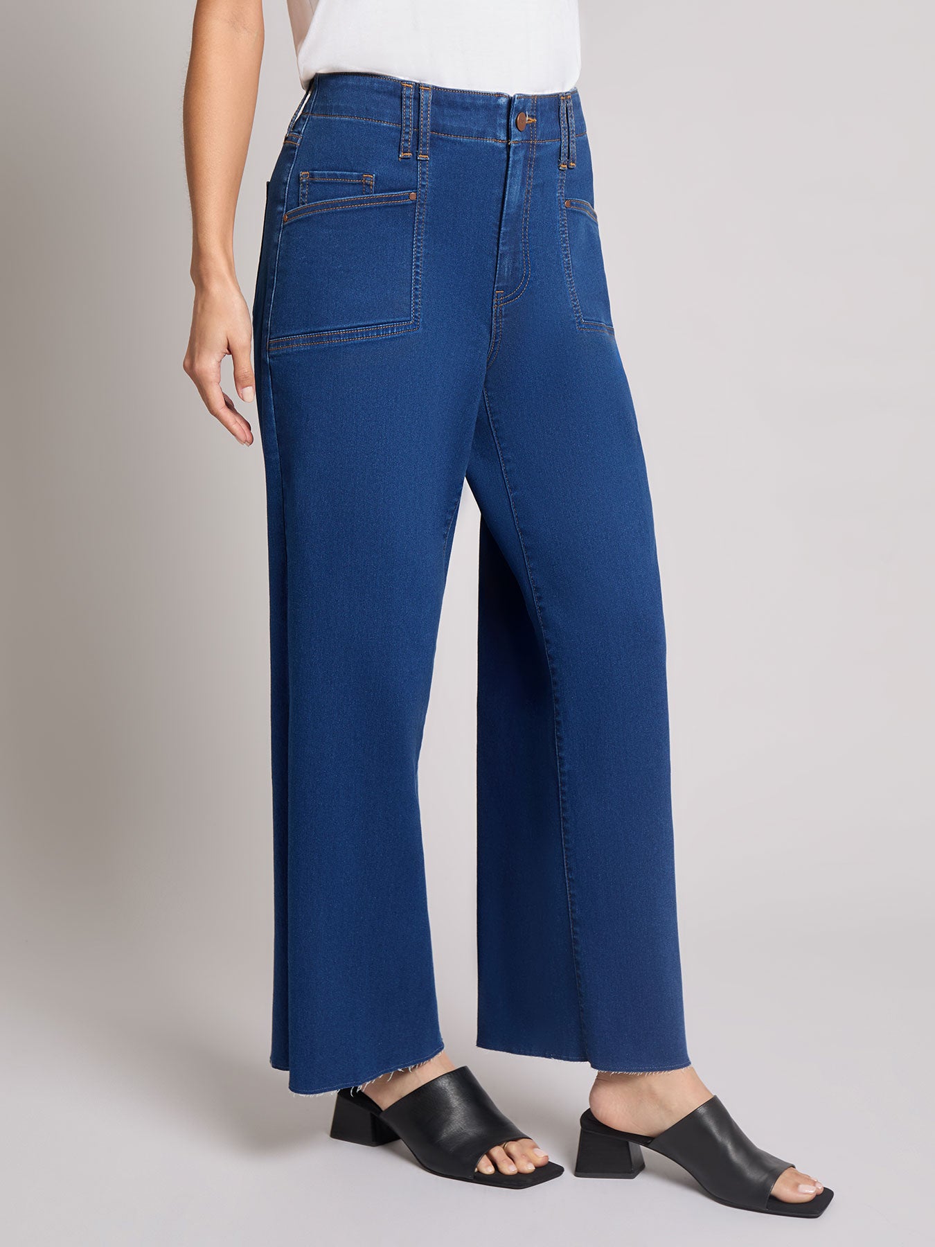 Patch Pocket Wide Leg Denim