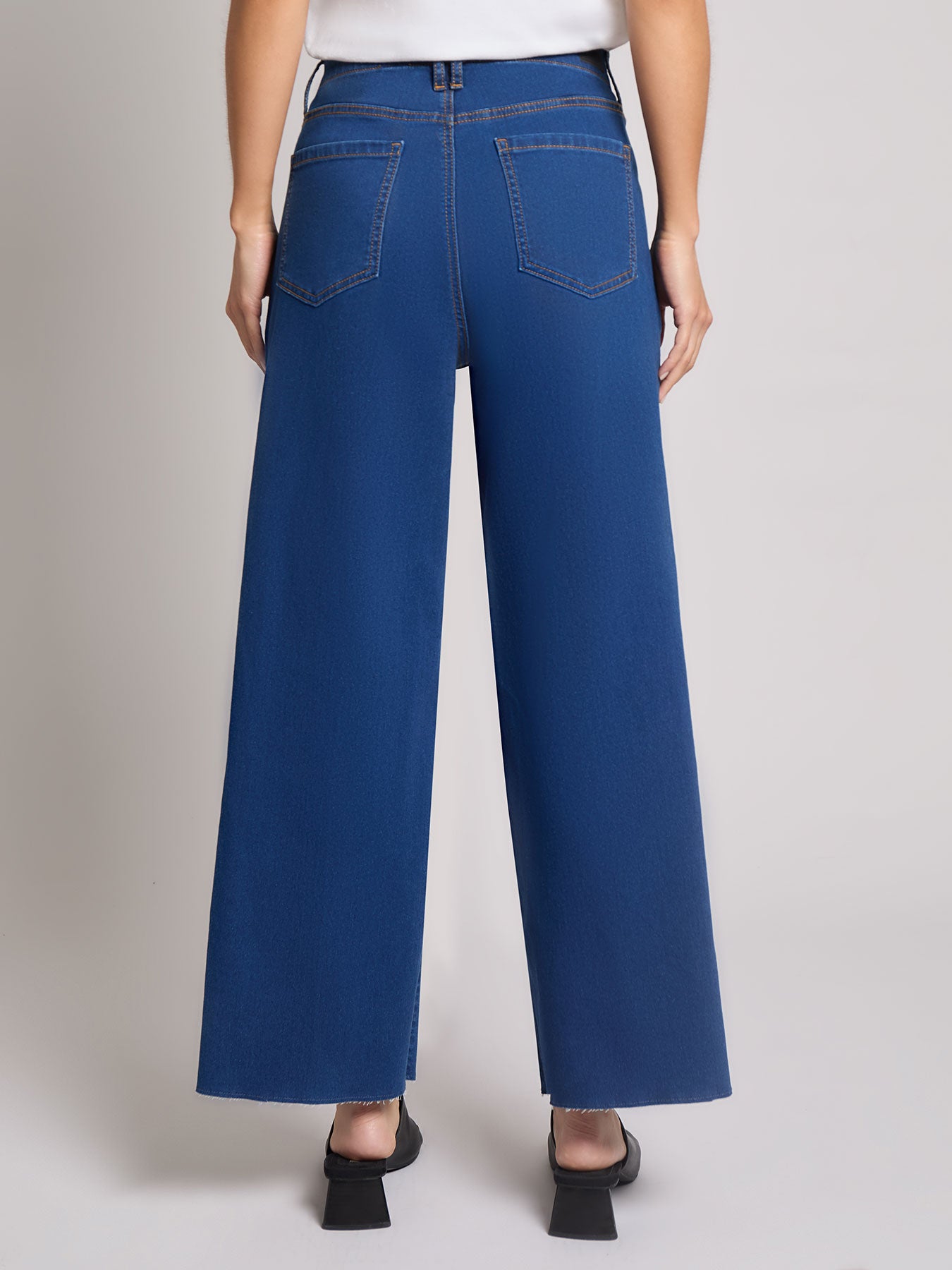 Patch Pocket Wide Leg Denim