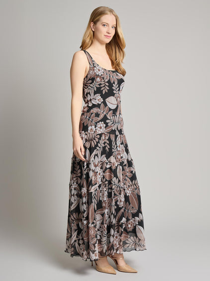 Scoop Neck Tiered Maxi Dress